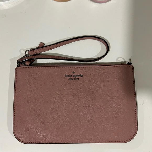 Kate Spade Wristlet - Picture 1 of 7